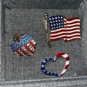 Bundle of Vintage American Flag Pins